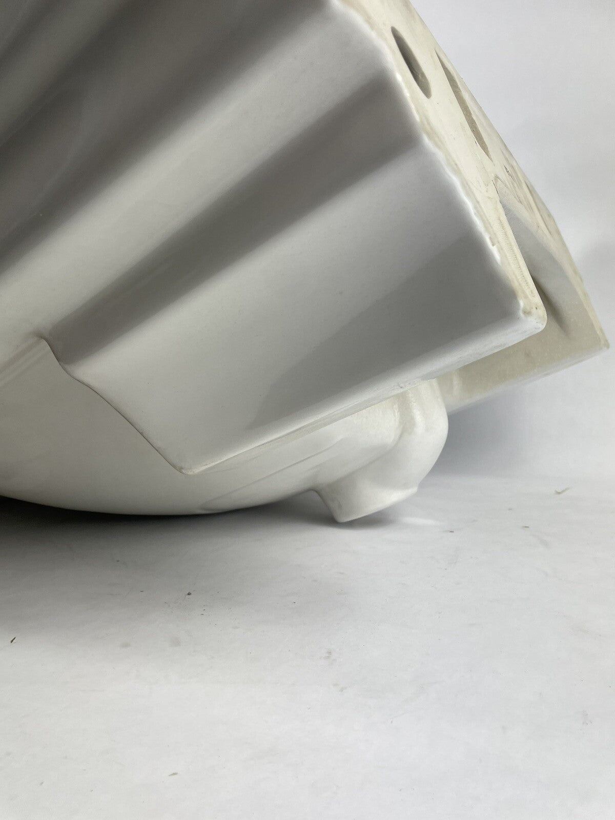 TOTO White LT530#11 Lavatory Sink Fixture Rectangular Under-counter Wash Basin