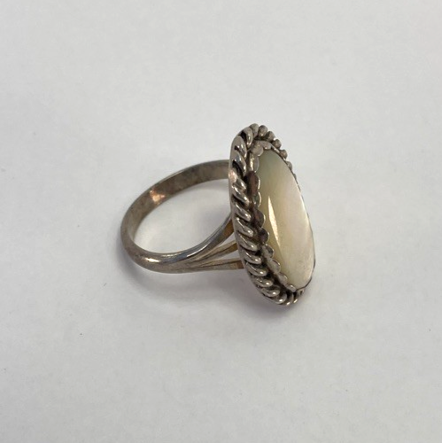 Navajo Native American Mother of Pearl 925 Sterling Silver Ring Size 6 Vintage