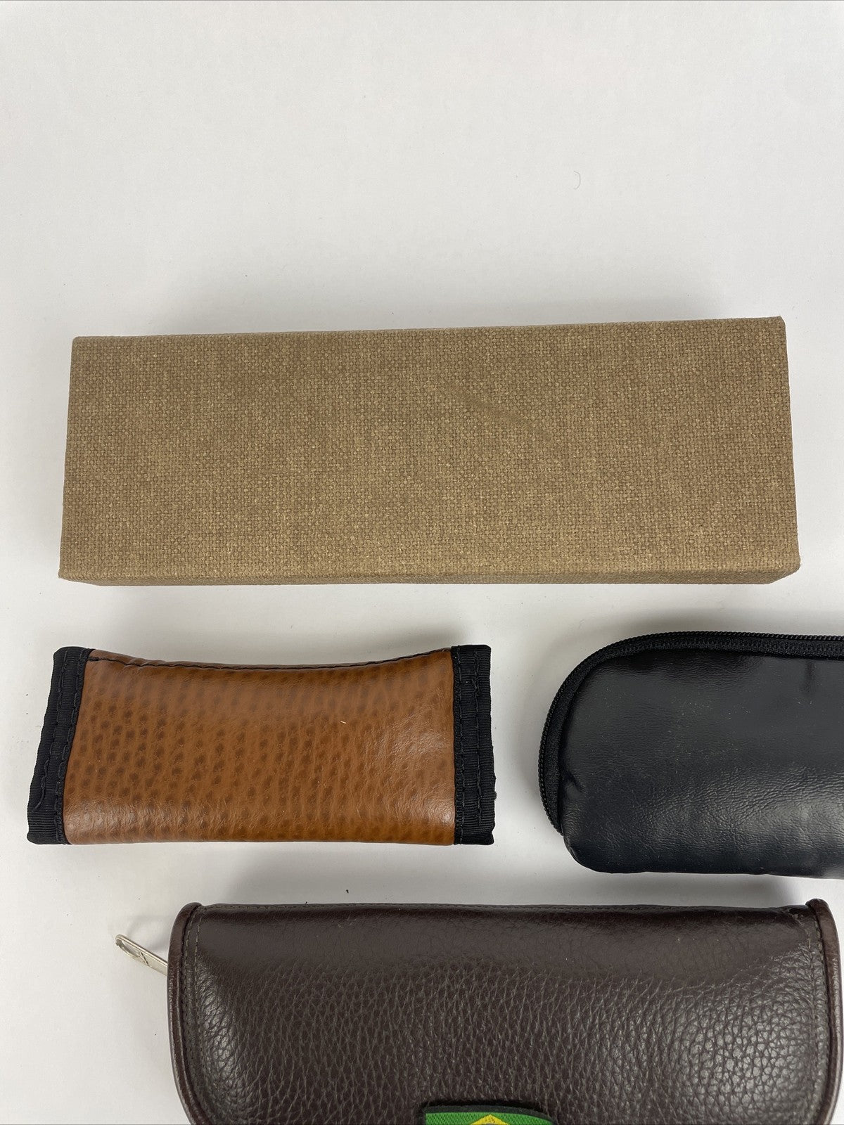 LOT OF 4 x KNIFE Protective STORAGE ZIPPER POUCHES AND SHEATHS one box