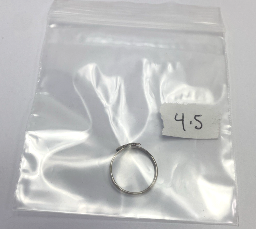 Dainty Native American Minimalist Wild Rose 925 Sterling Silver Ring Size 4.25