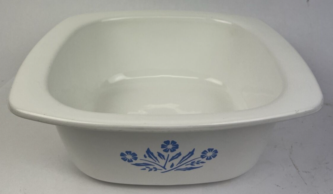 Corning Ware - Blue Cornflower 4qt Dutch Oven - P-34-B - No Lid, White & Blue
