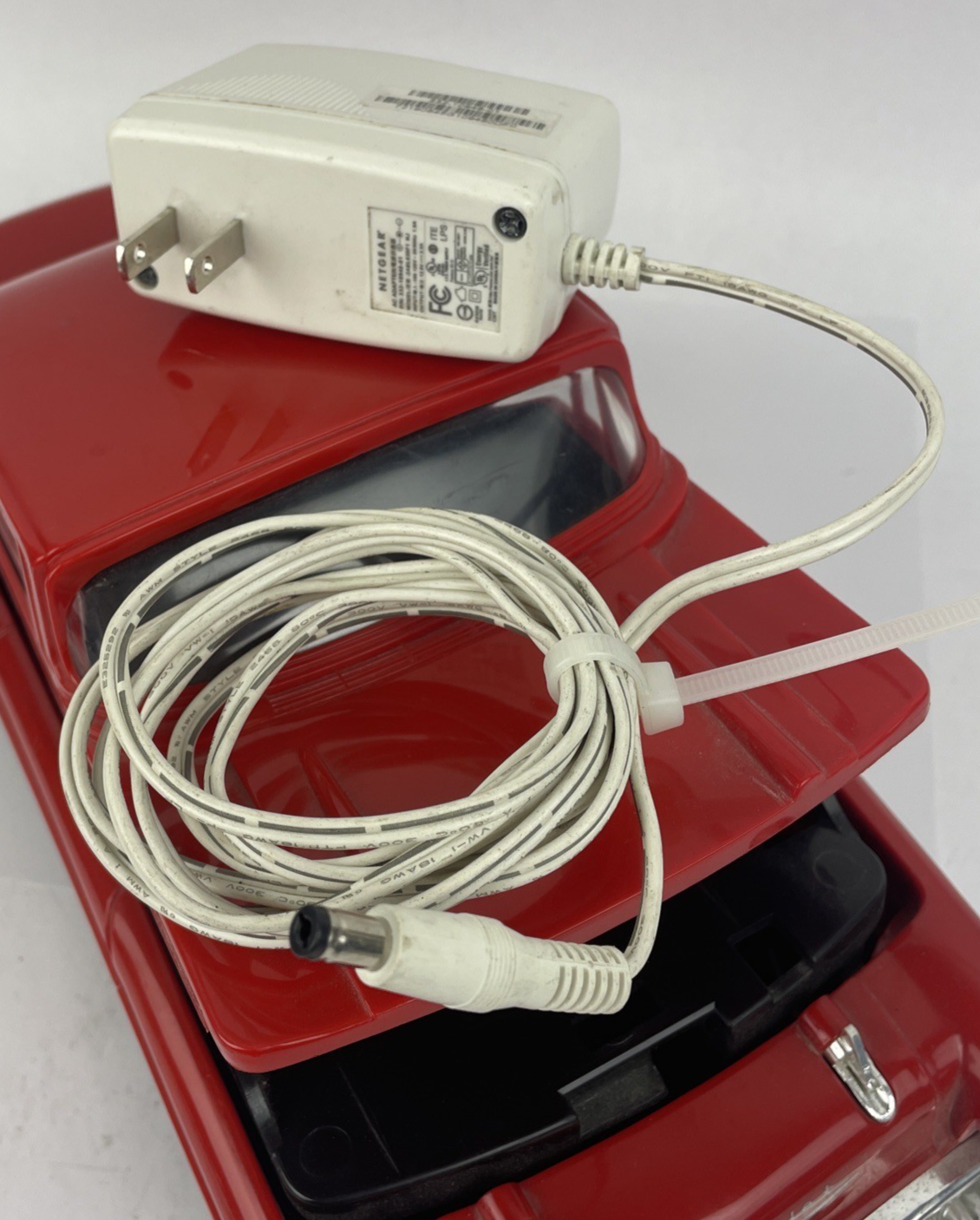 Vintage SOLIDEX V1957A 57 Chevy Car Red VHS Video Cassette Rewinder VGC