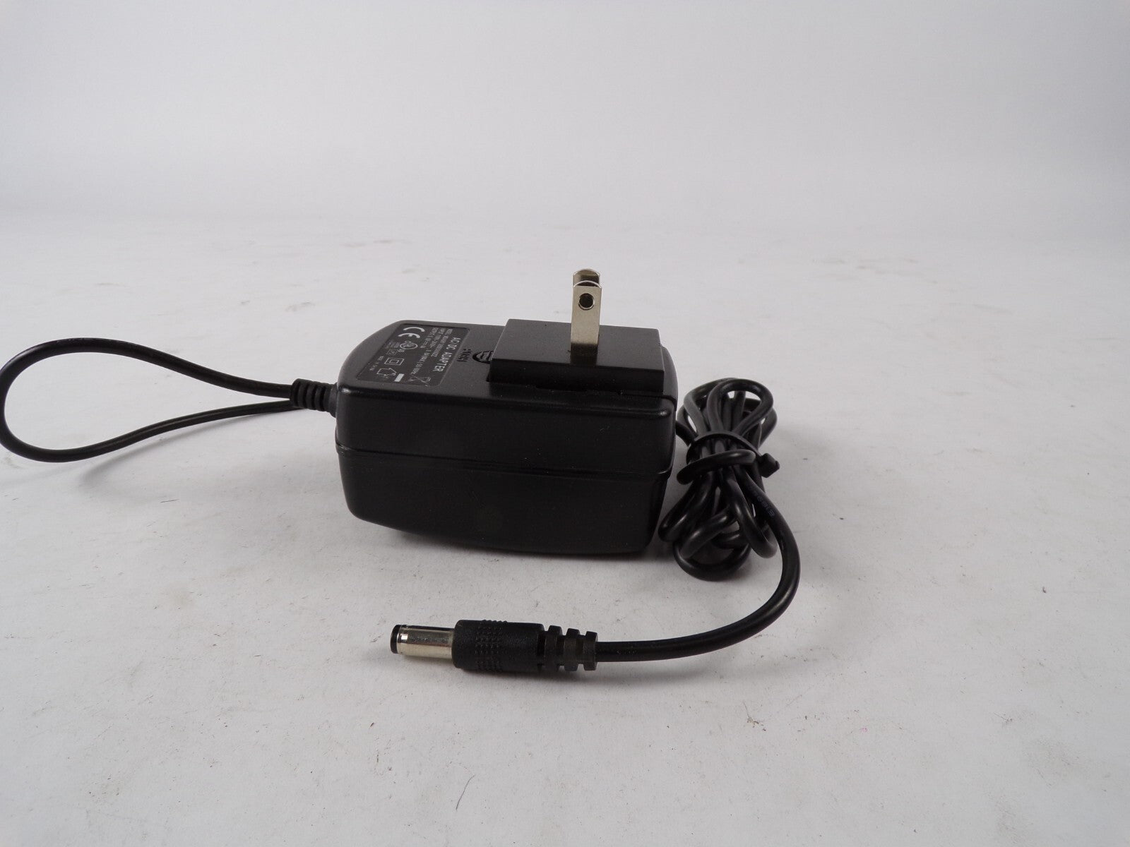 Genuine AC/DC Adapter MDACS130503000ZZ Output 5V 4A Power Supply Adapter A55