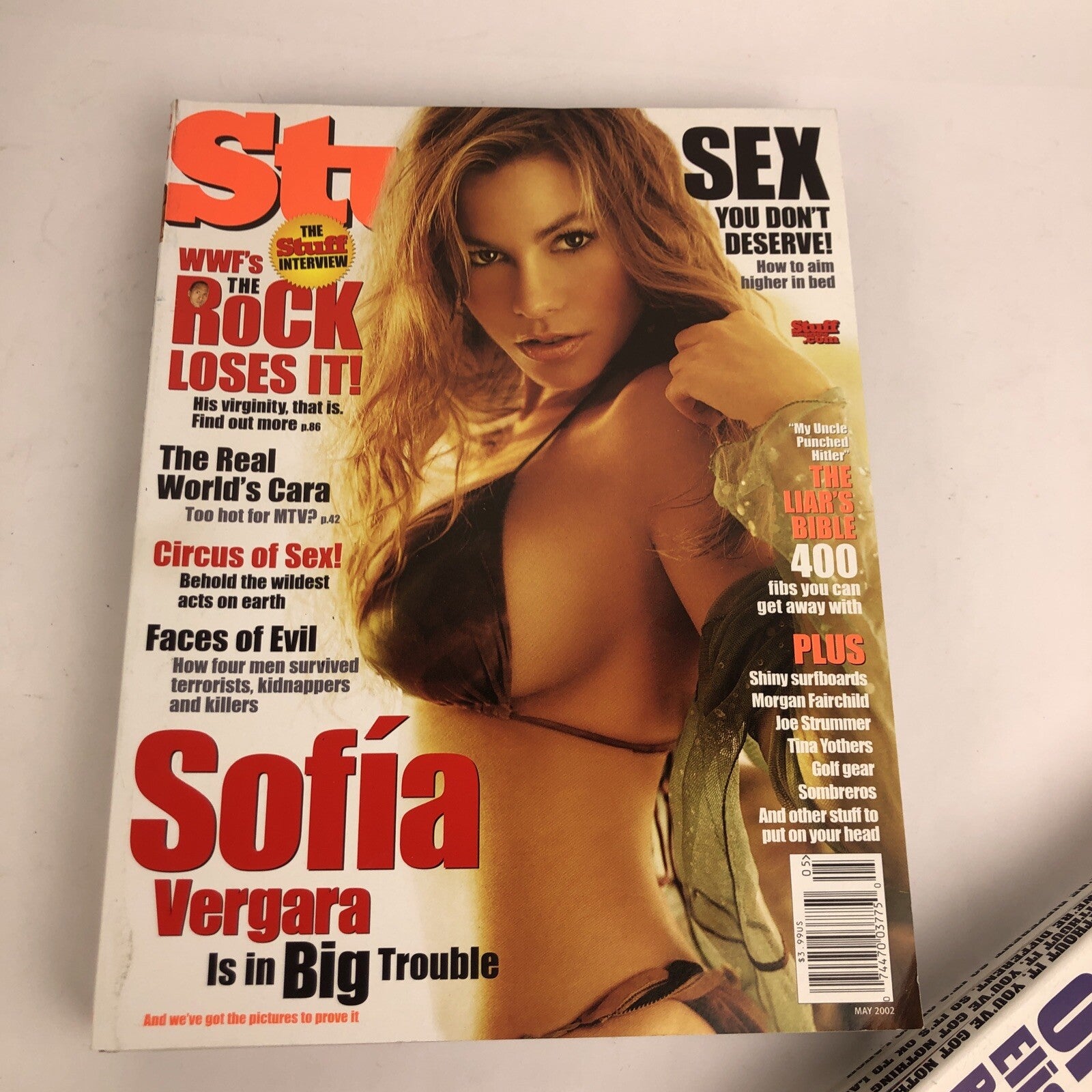 10 x 2002 STUFF MEN's MAGAZINE CHARMED HOLLY MARIE COMBS Missing #33, #35 - LOOK