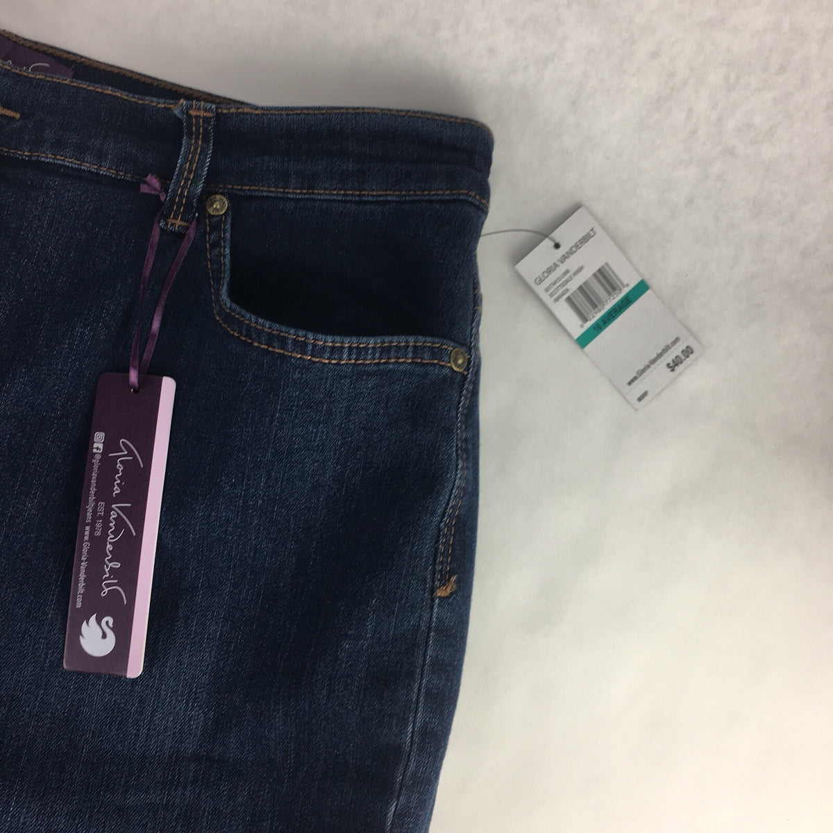 Gloria Vanderbilt Amanda Original Slimming jeans Size 16 average
