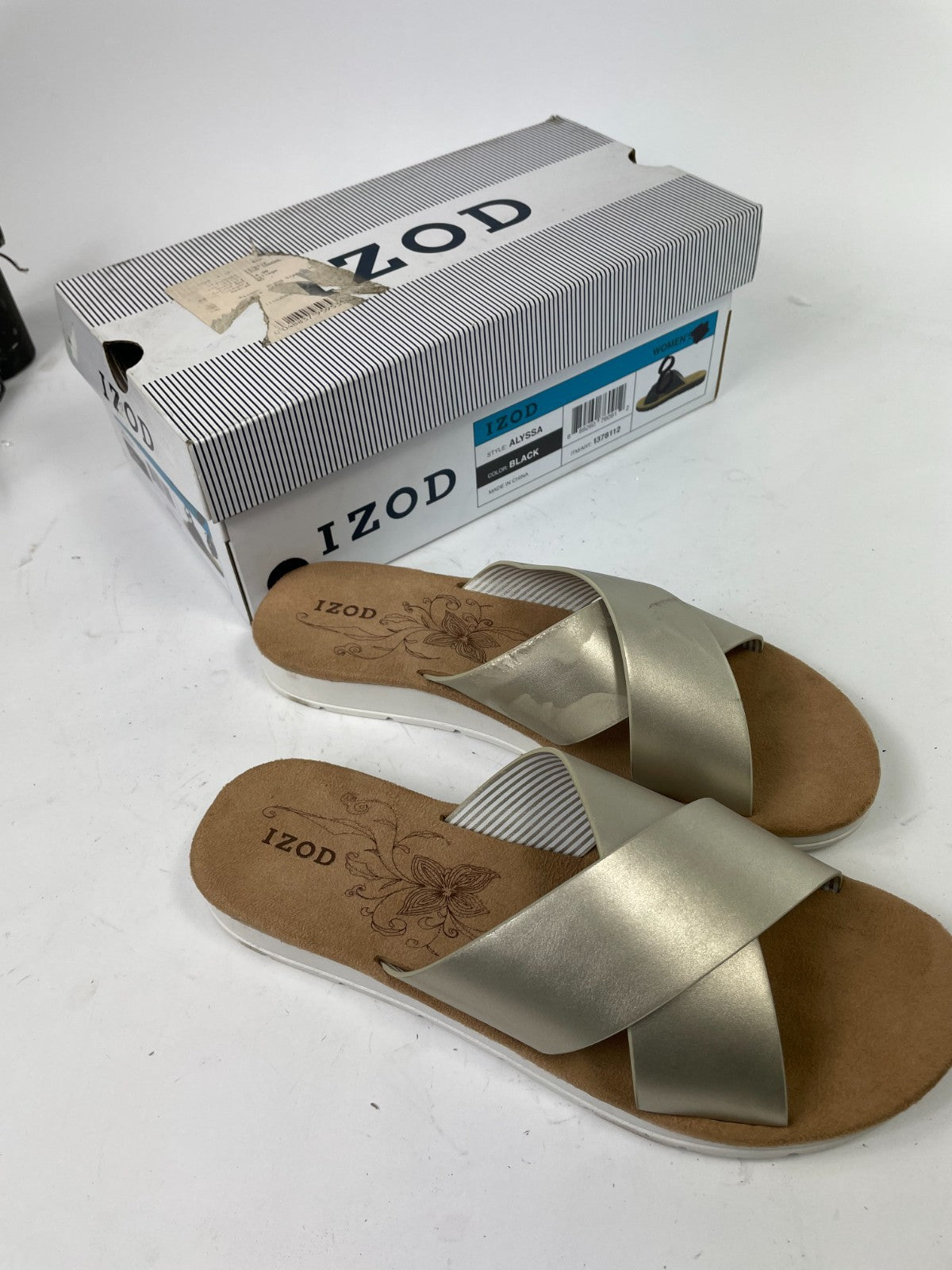 Izod Women's Alyssa black crisscross strap slide sandals Size 8