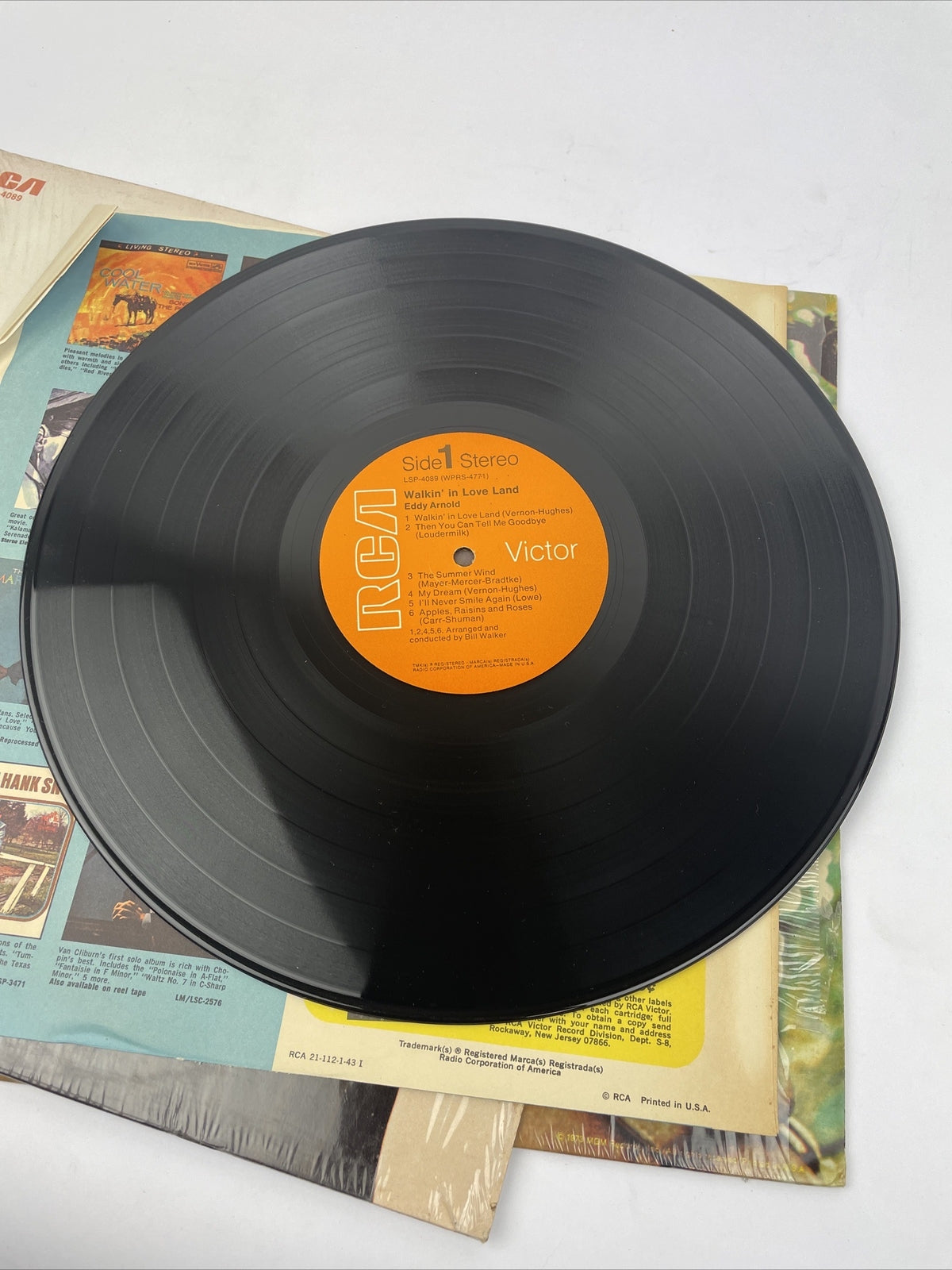 2 x Eddy Arnold LP Lot Walkin' in Love Land RCA Vinyl + So Many Ways MGM Records