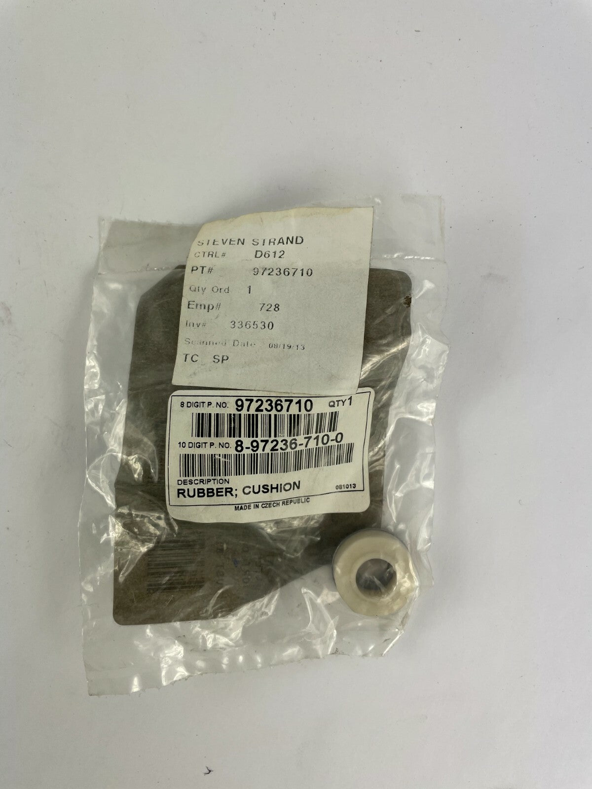 Genuine Steven Strand Automotive Part D612 Rubber Cushion Lot of 1 A2