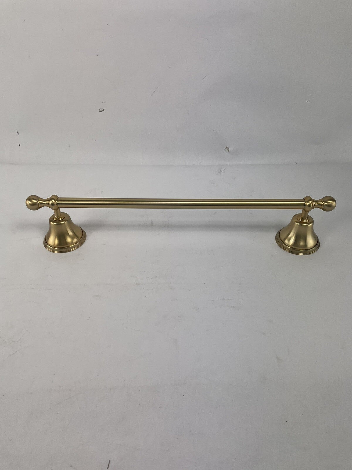 Jado Towel Bar 18” new classic  Bathroom Towel Holder  Wall Mounted Bronze