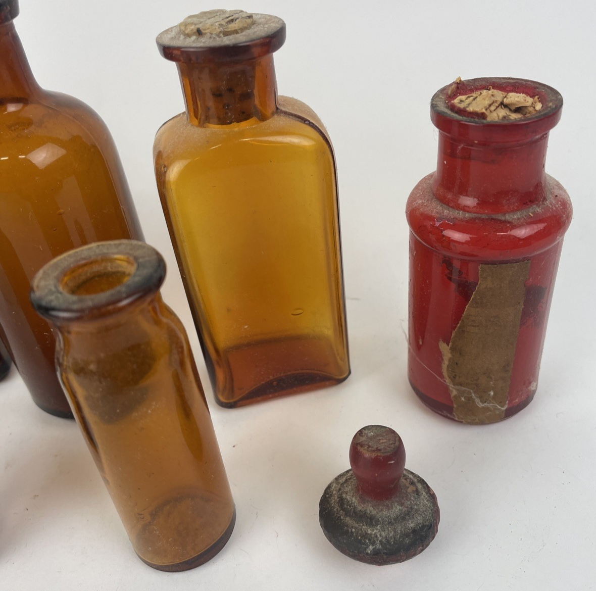 Antique & Vintage Apothecary Bottle Lot of 9 F Hoyte & Co Perfumers Philadelphia