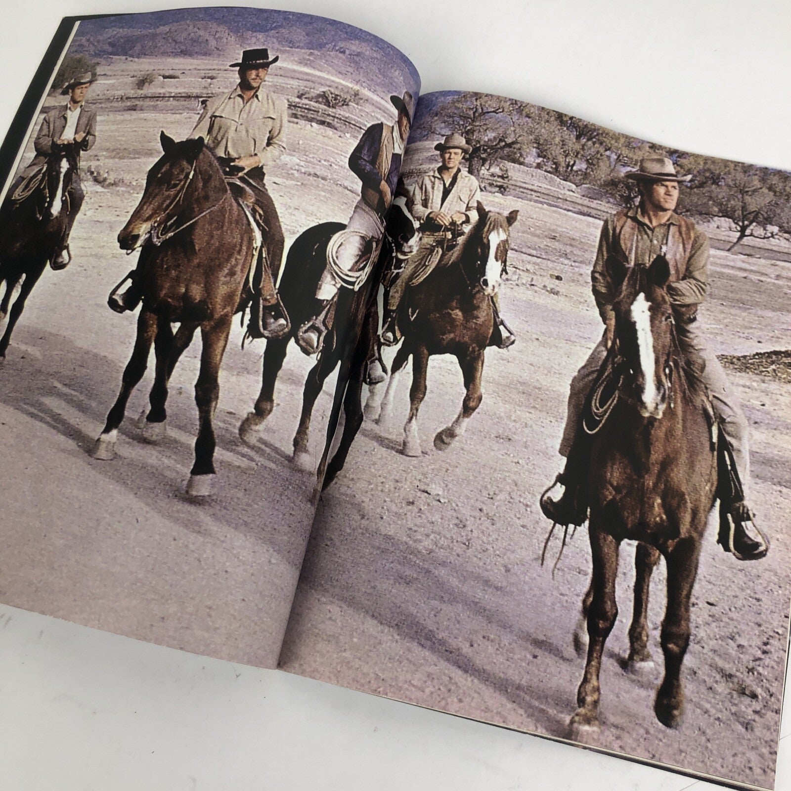 JOHN WAYNE THE OFFICIAL COLLECTOR'S EDITION VOLUME 28 DUKE'S CODE FOR LIFE 2019