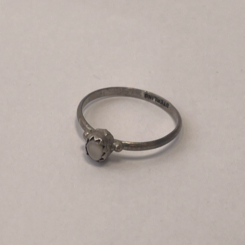 Dainty Native American Minimalist Mother Pearl 925 Sterling Silver Ring Size 4