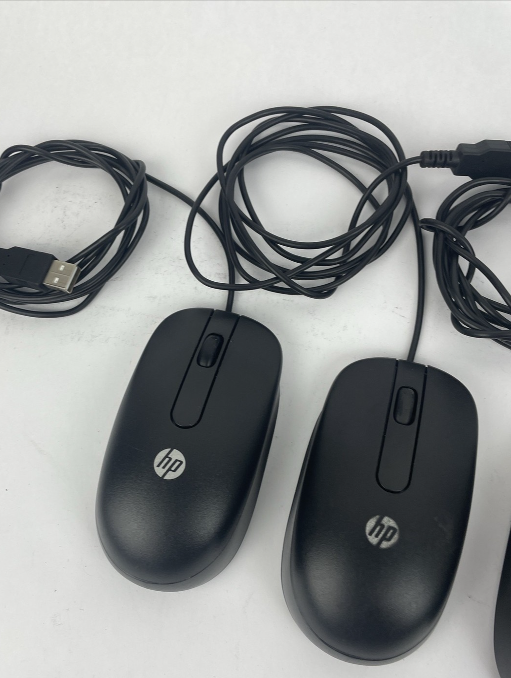 Lot of 4 HP Wired USB Optical Mouse Black 3 x Model MOFYUO and 1 x SM2022 - VGC
