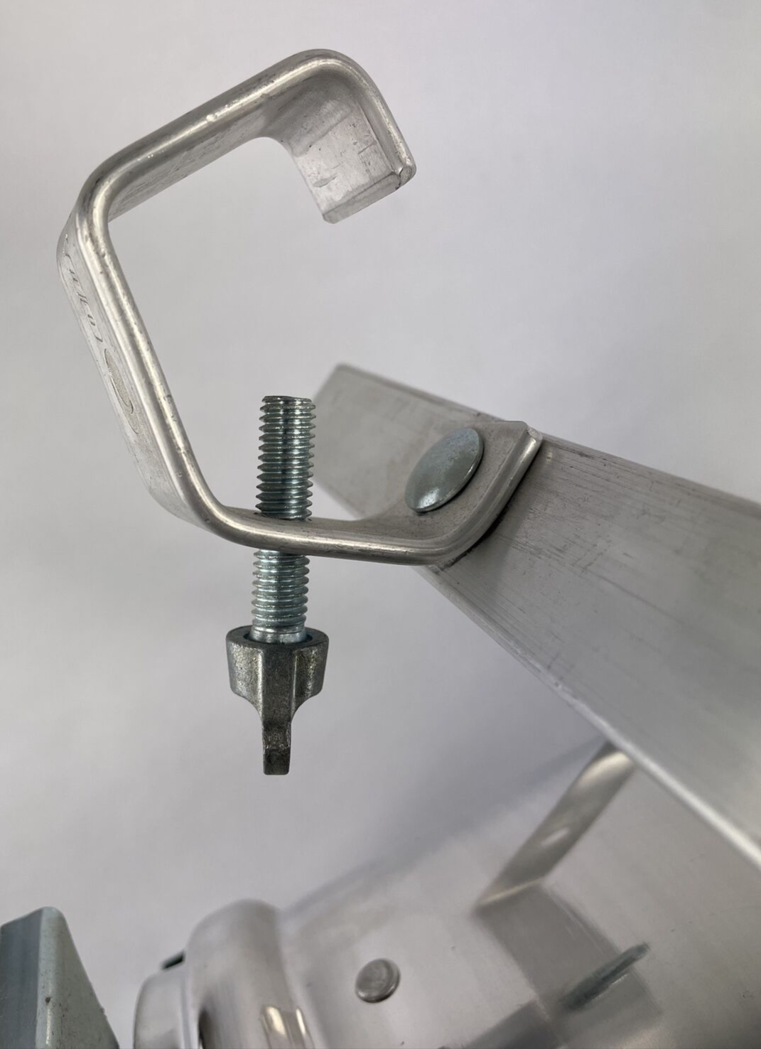 Odyssey LSPAR16 High Polish Aluminum Light Fixture with Mounting Clamp - LOOK