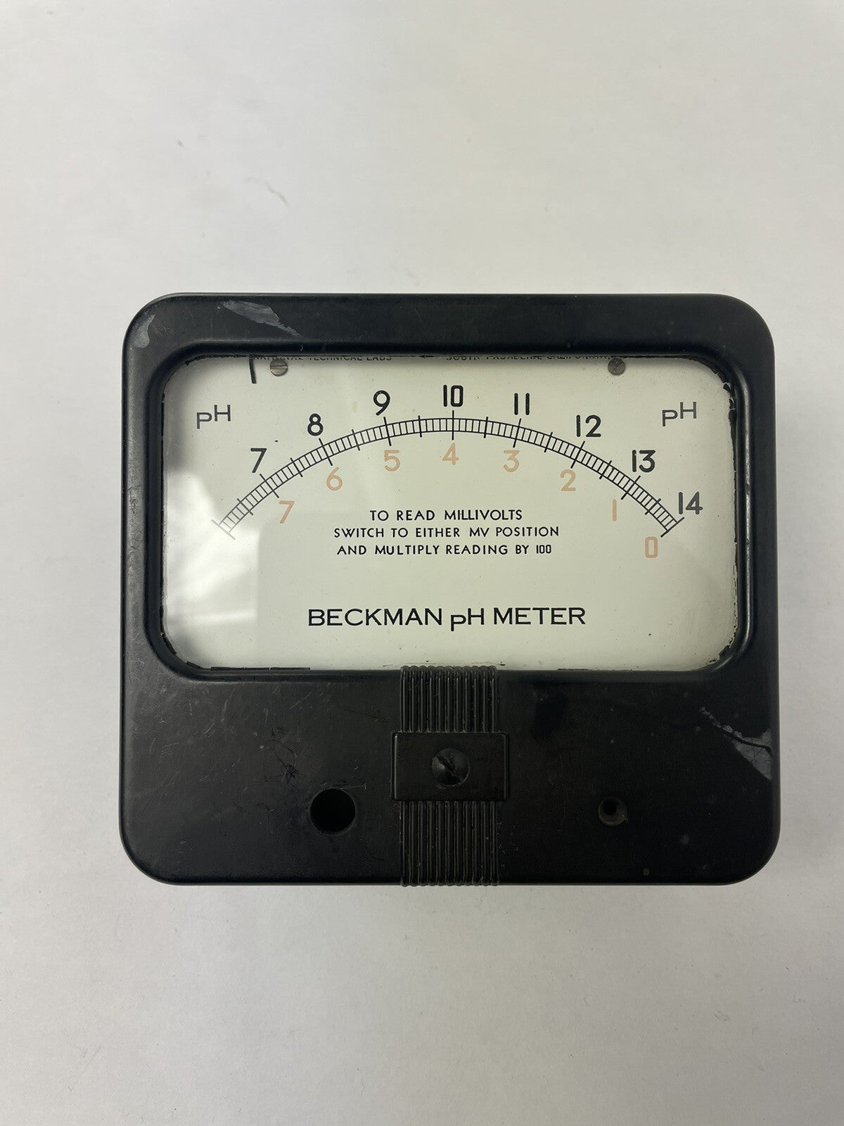 Beckman Century analog PH meter 0 to 400 millivolts