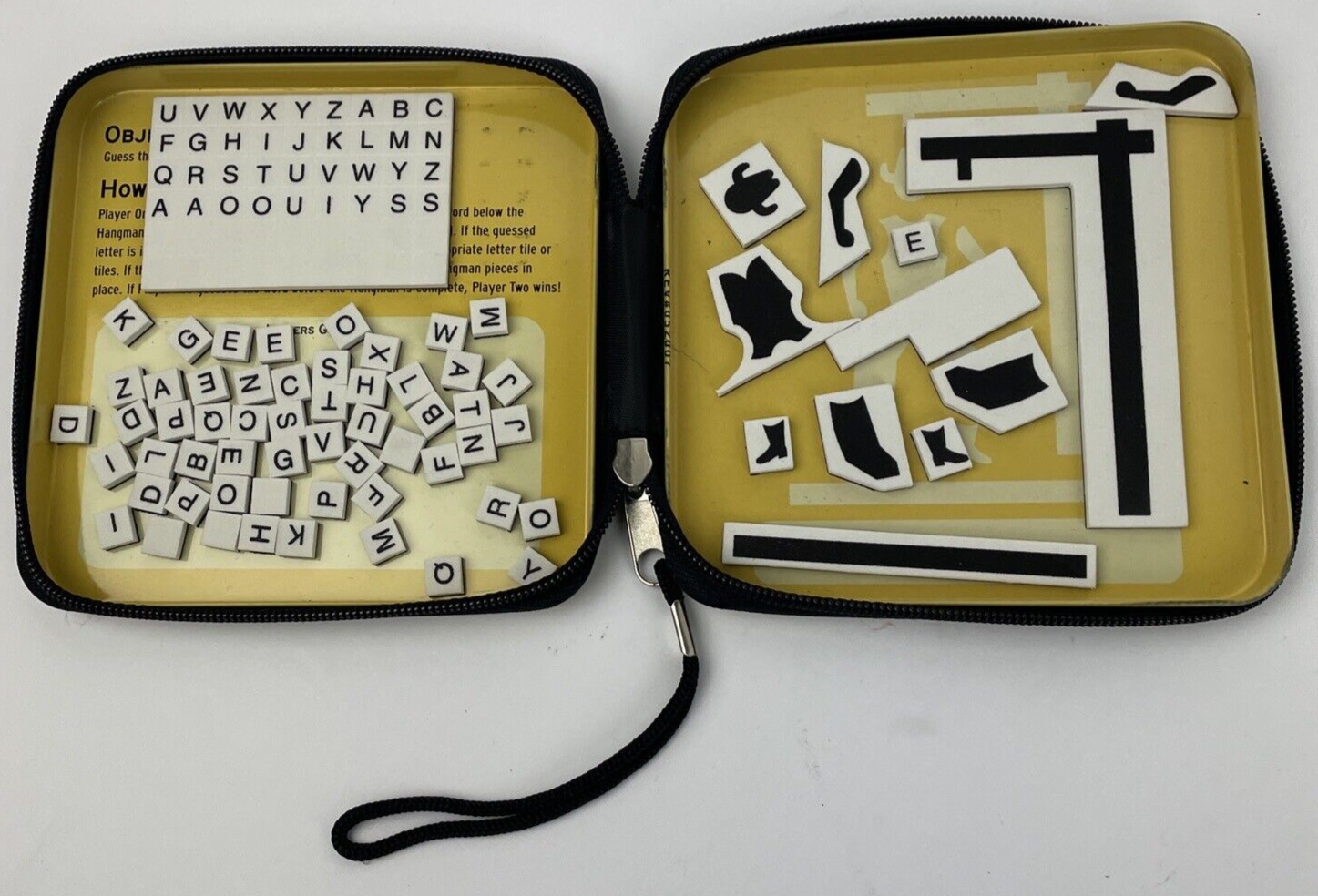 Go Games Inc. Boardgame Magnetic Hangman Box Excellent Complete! Clean