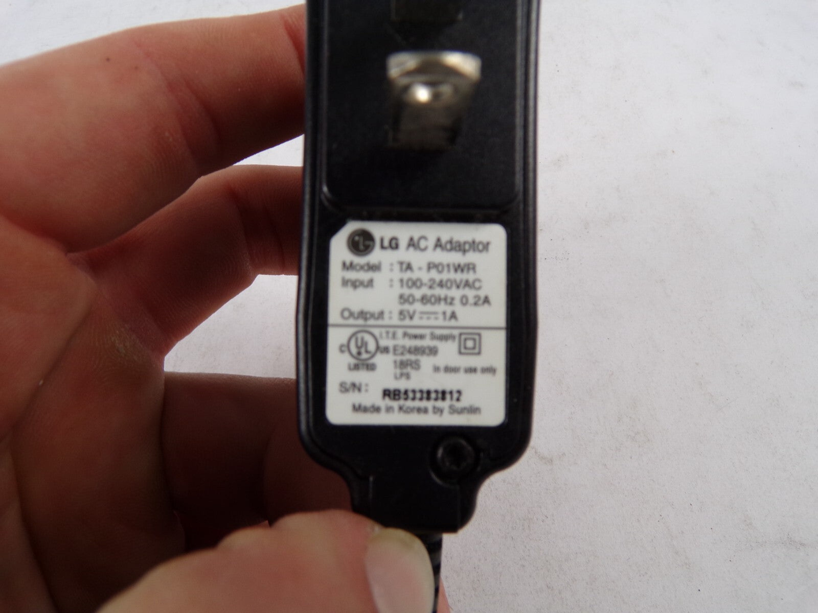 Geniune LG AC Adater TA-P01WR Output 5 V  1 A Power Supply Adapter A56
