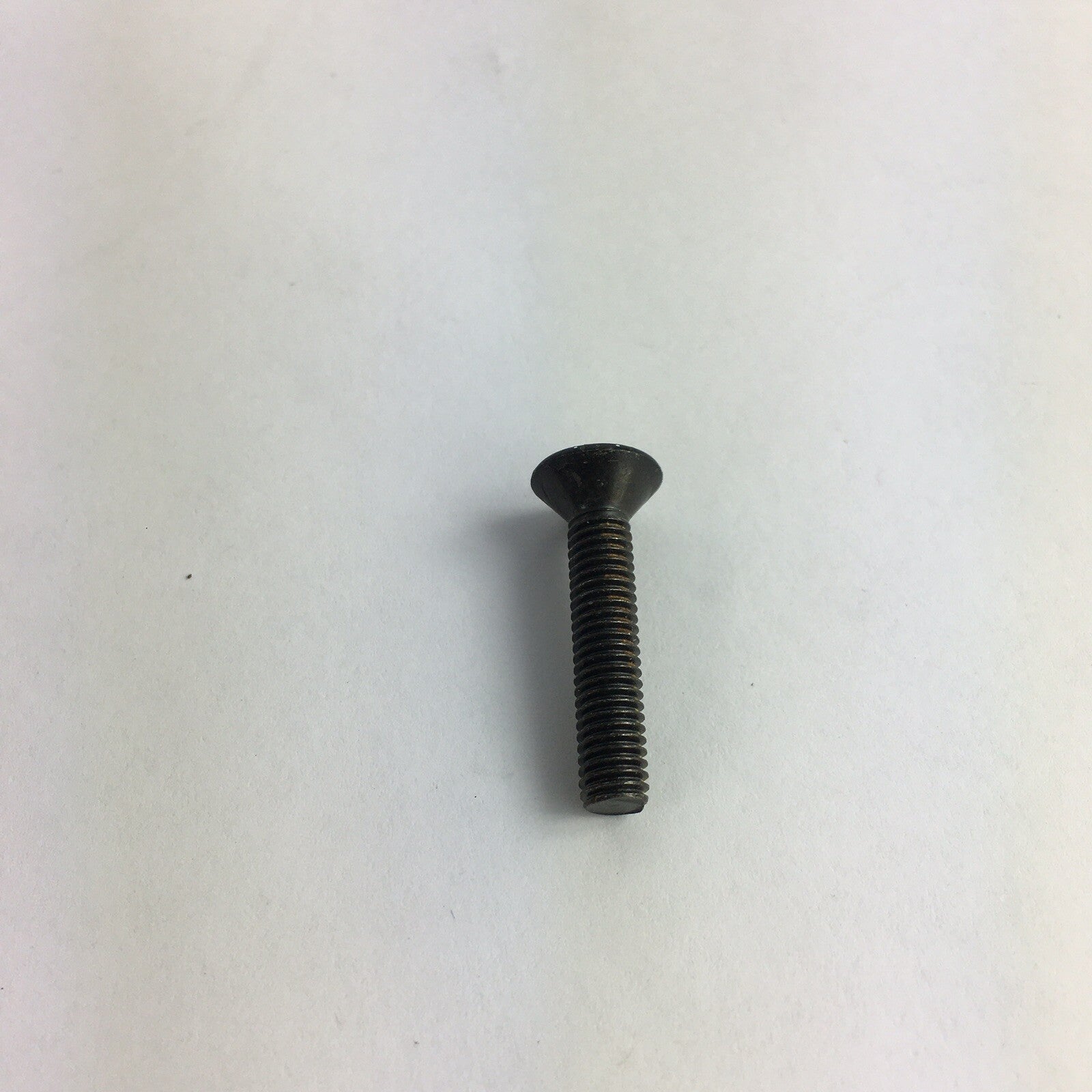 #10-32 7/8 Flat Head Socket Cap Screws Alloy Steel Black Oxide Allen Glitter top