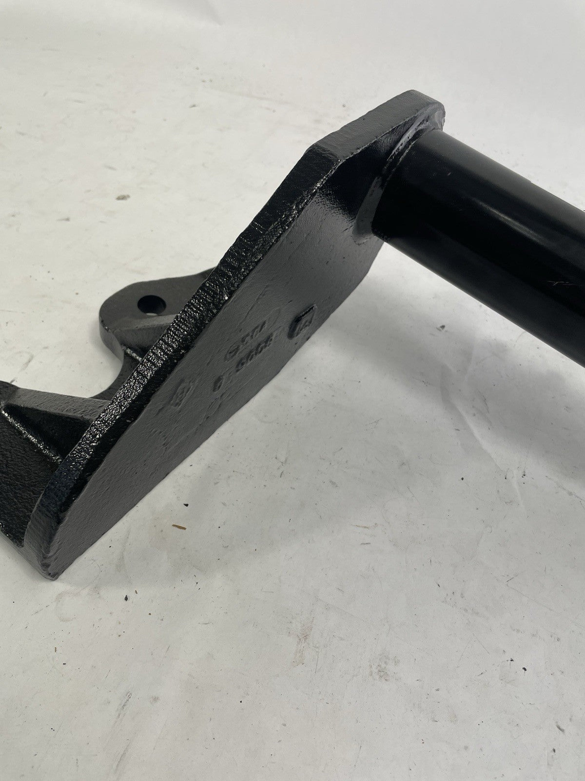 Meritor A263299M6305 air brake chamber bracket OEM truck part