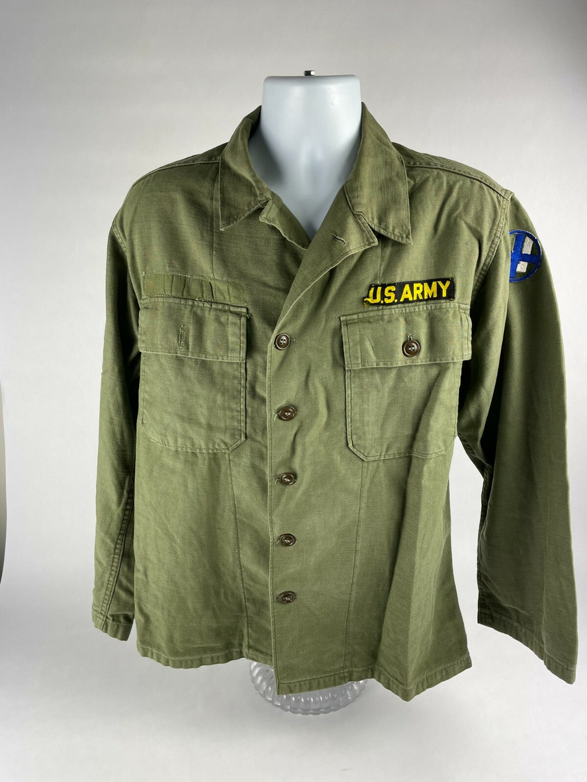 US Army Uniform / Battle Dress Medium Regular Waist 22 Sleeve 24 Shoulder 19 L6
