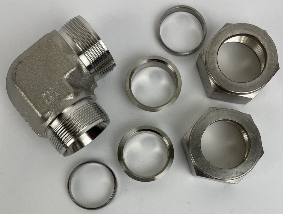 OEM Swagelok SS-1610-9, 1" 316 LFJ Stainless Steel Union Elbow, 90 deg