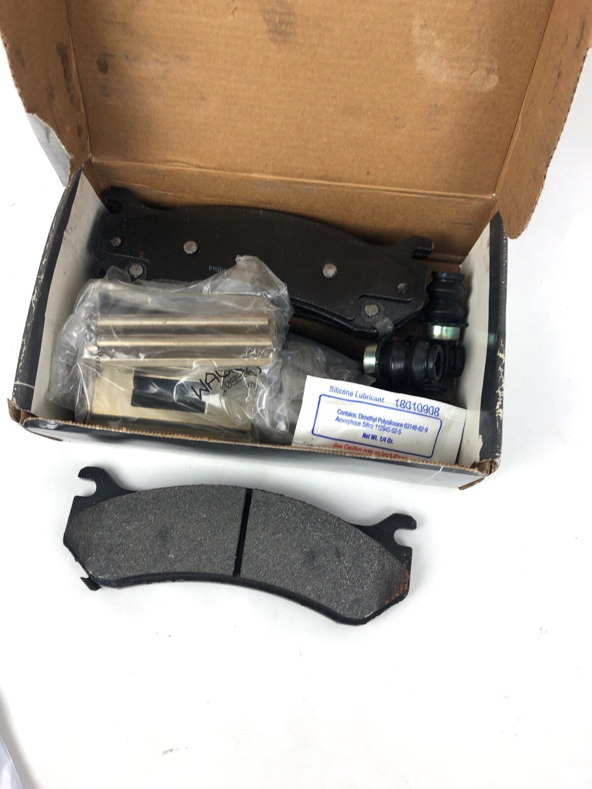 Wagner SX785 SX7653 front and rear disc brake pad set replacement pads