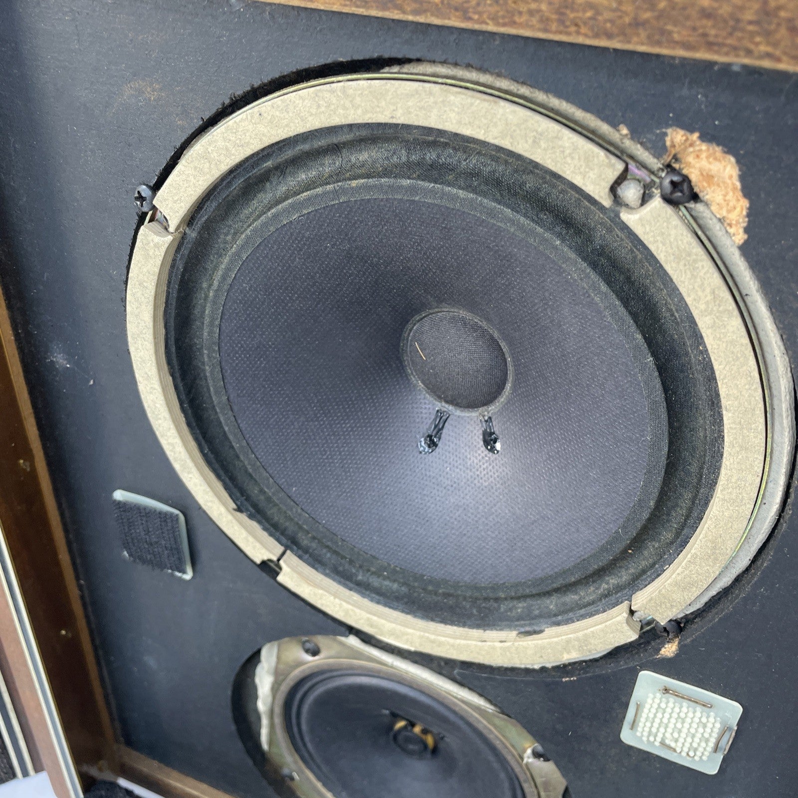 Vintage Juliette Air Suspension Audio System Wood Bookshelf Speakers 13x11x6.5