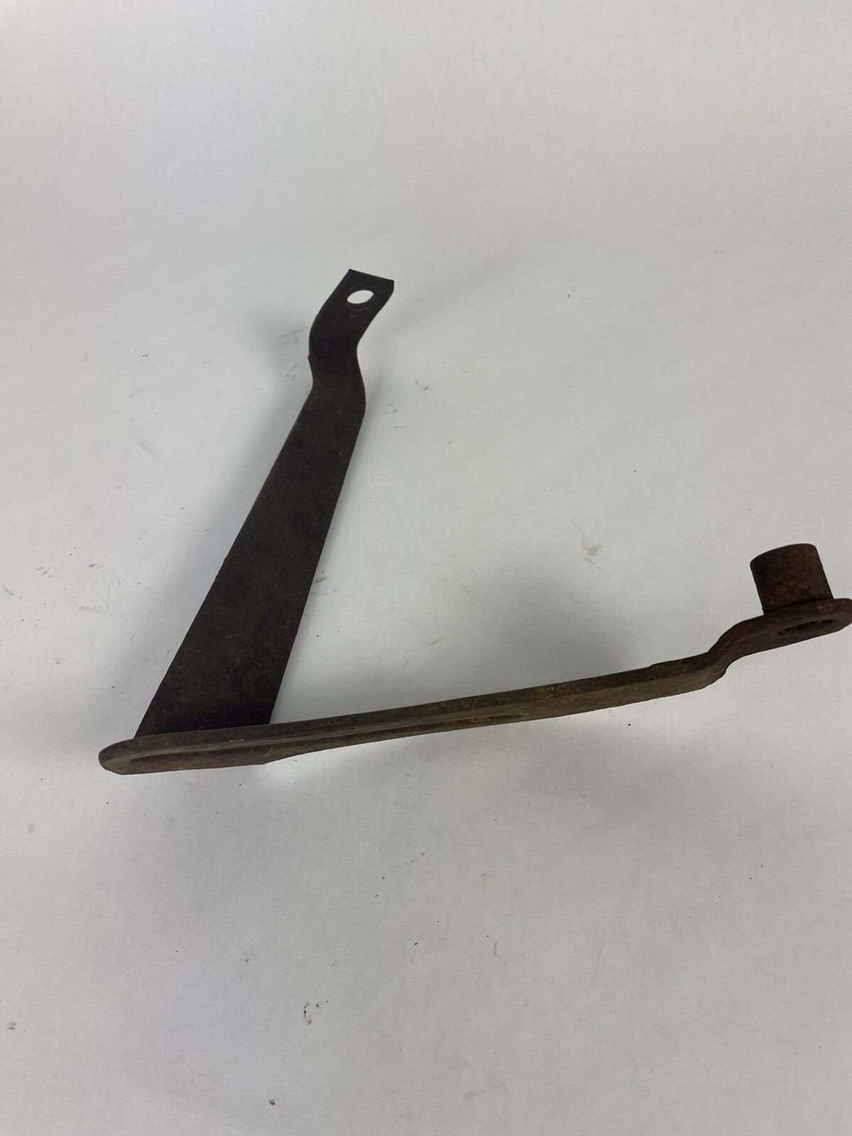 Mopar 318 360 Alternator Bracket 1968 -1974 Dart Duster D100 Charger