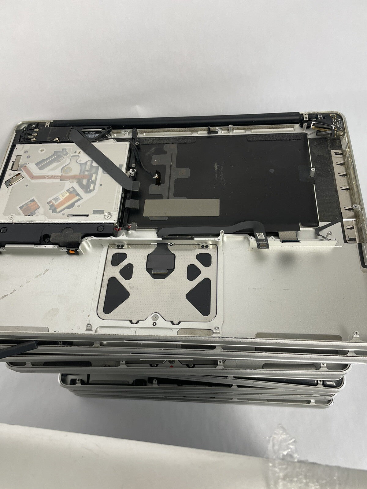 Lot of 42:  Apple MacBook 13" A1278 15" A1286 for parts and repair