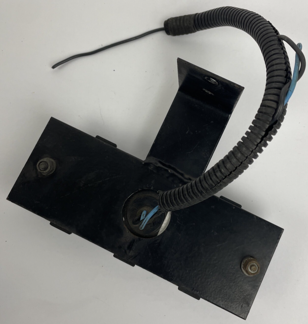 Whelen SmartLED 500 blue warning light bracket mounted