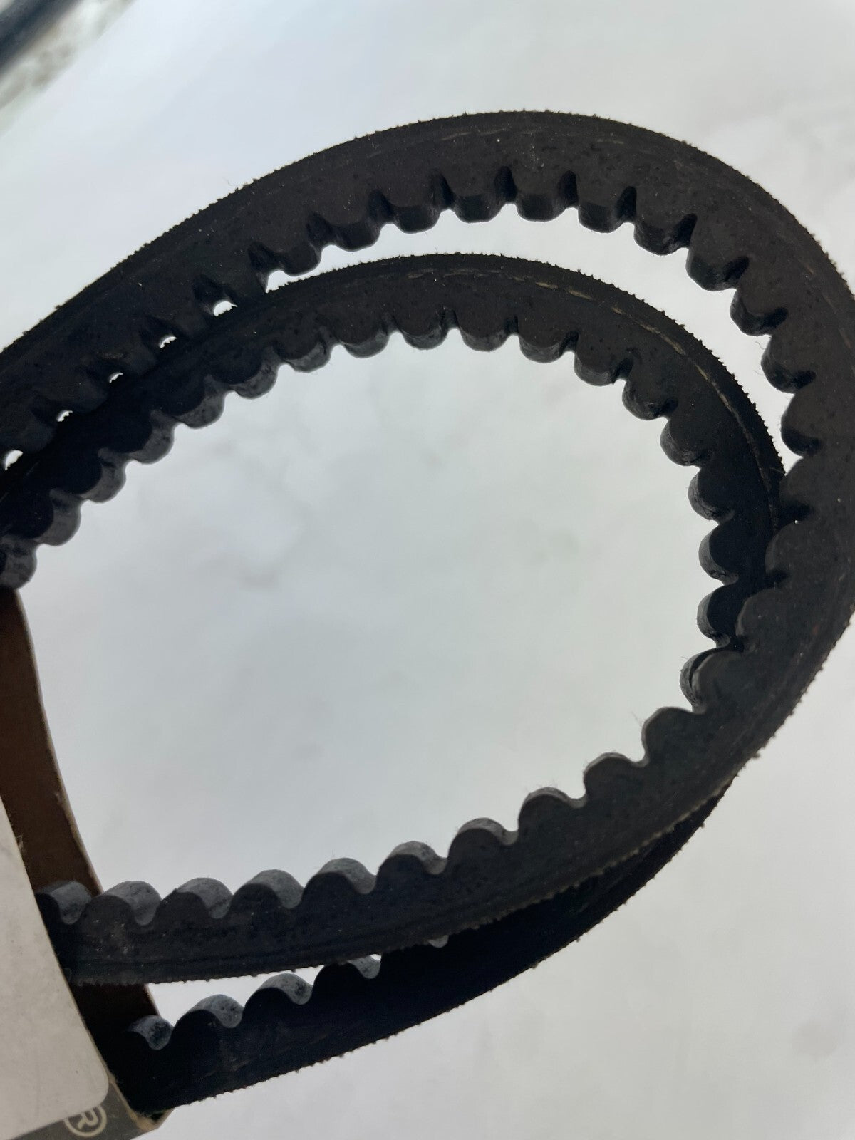 Dayco Drive Rite 55015DR utility V-belt OEM automotive accessory drive replacement belt A10 reinforced rubber V-belt engine drive belt