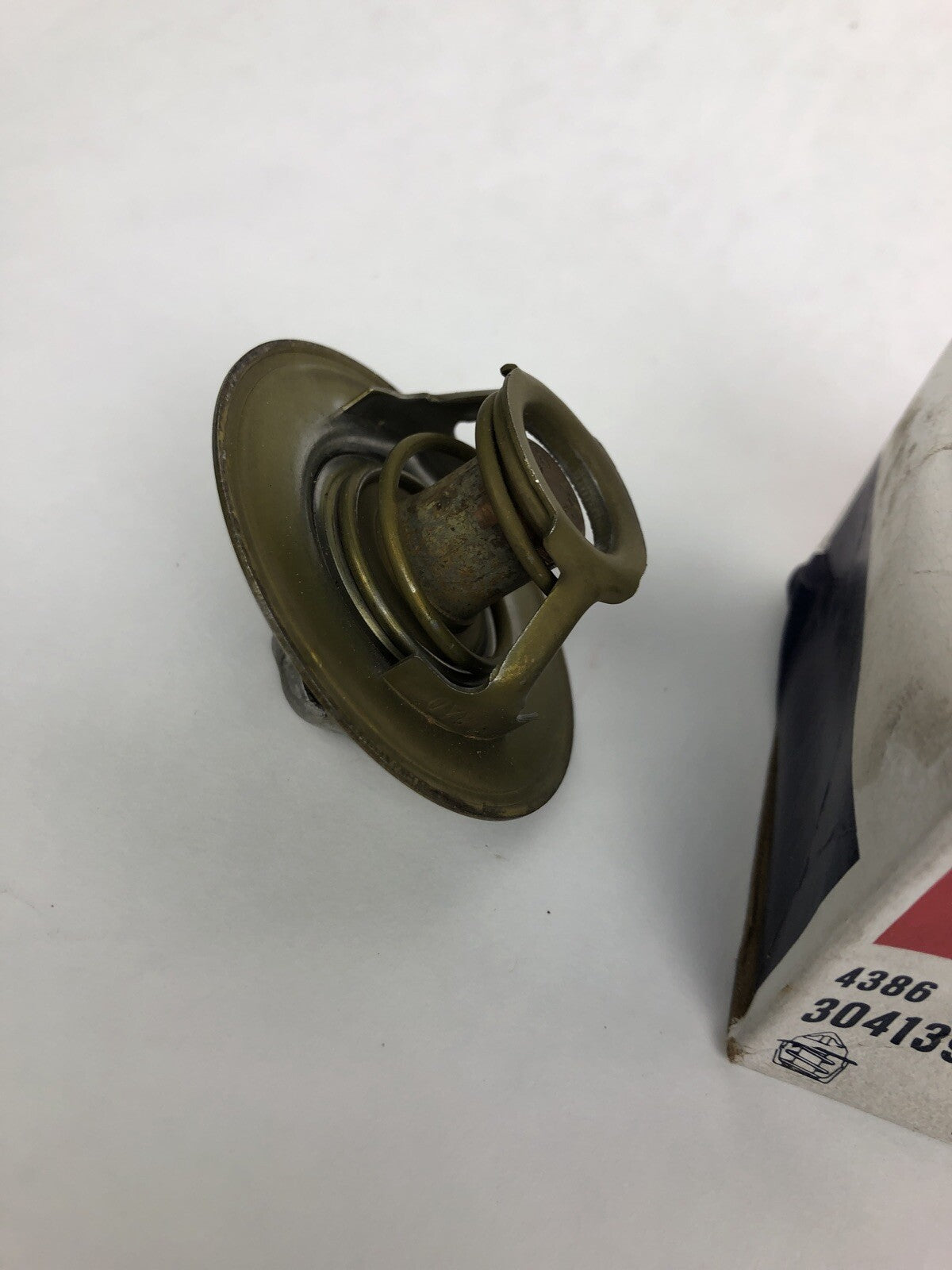 AC Delco 131-3 thermostat 3041390 NOS genuine OEM engine cooling thermostat new in box