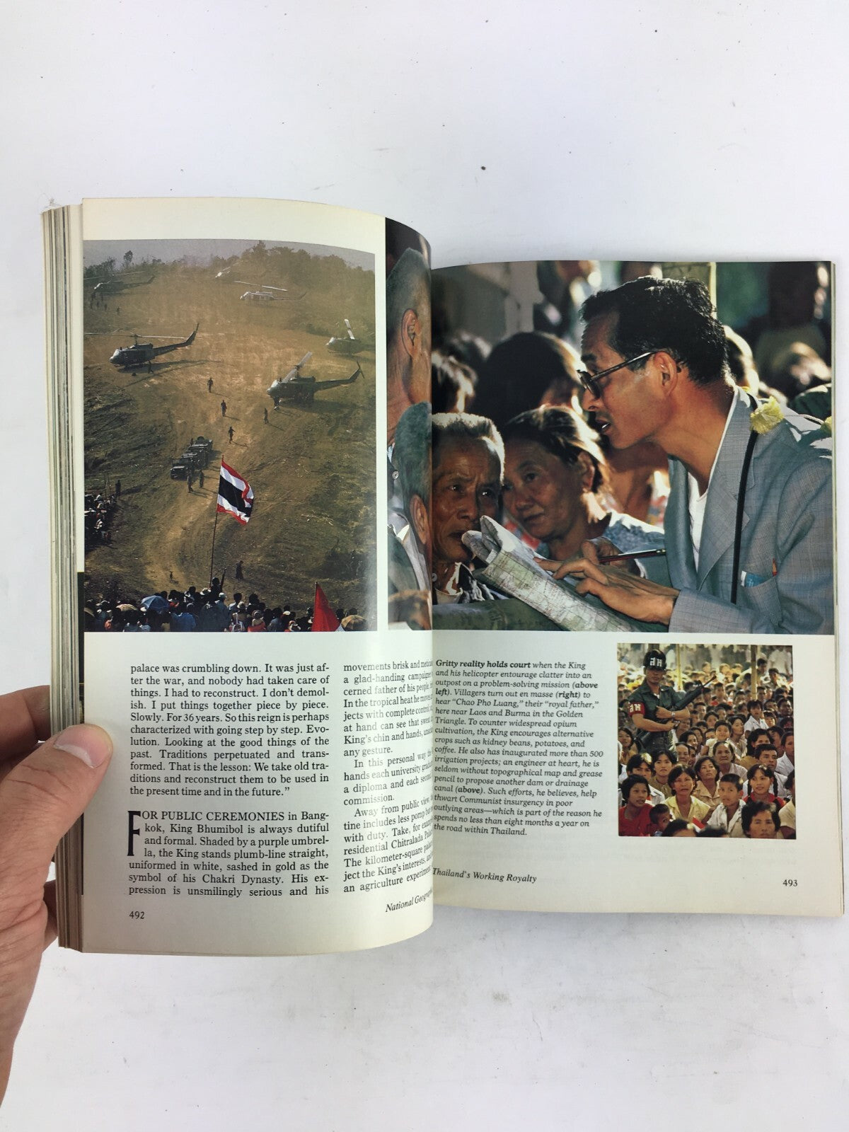 October 1982 National Geographic Magazine The Chip Electronic Mini Marvel