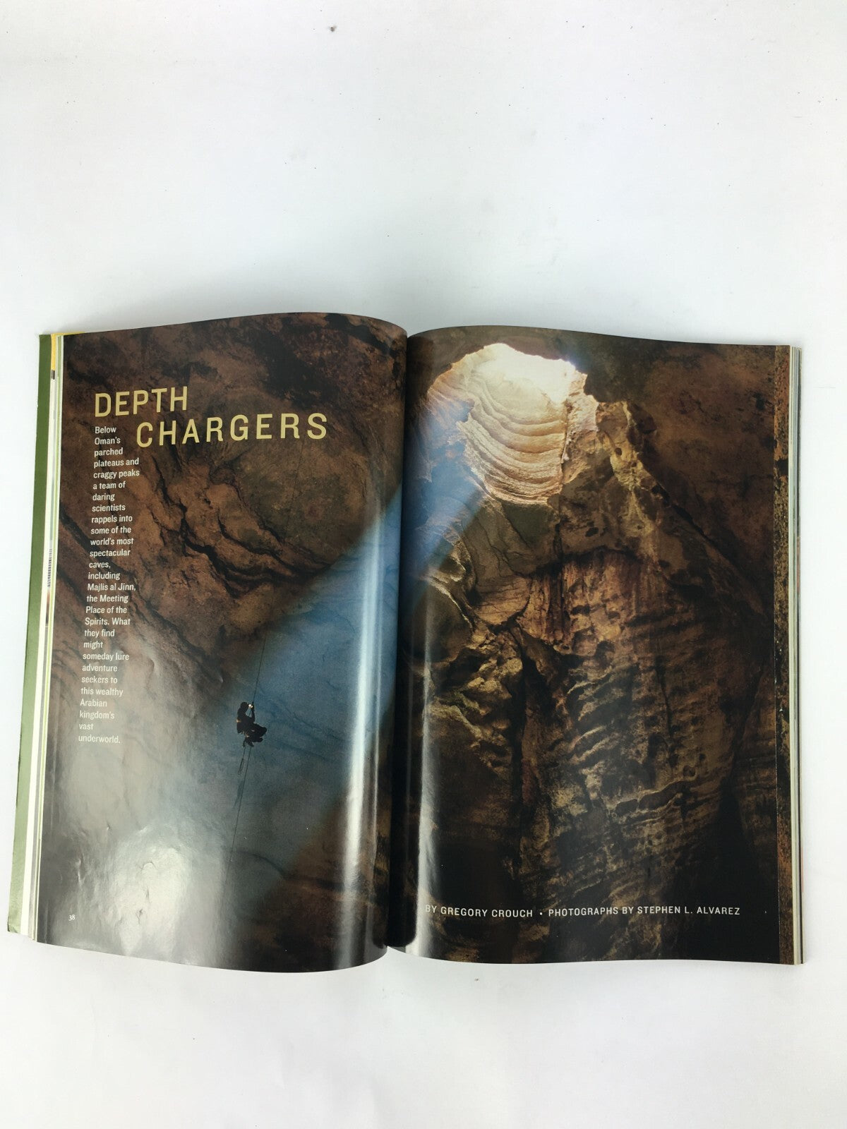 April 2003 National Geographic Magazine The Rise of Mammals Mothers of Us All