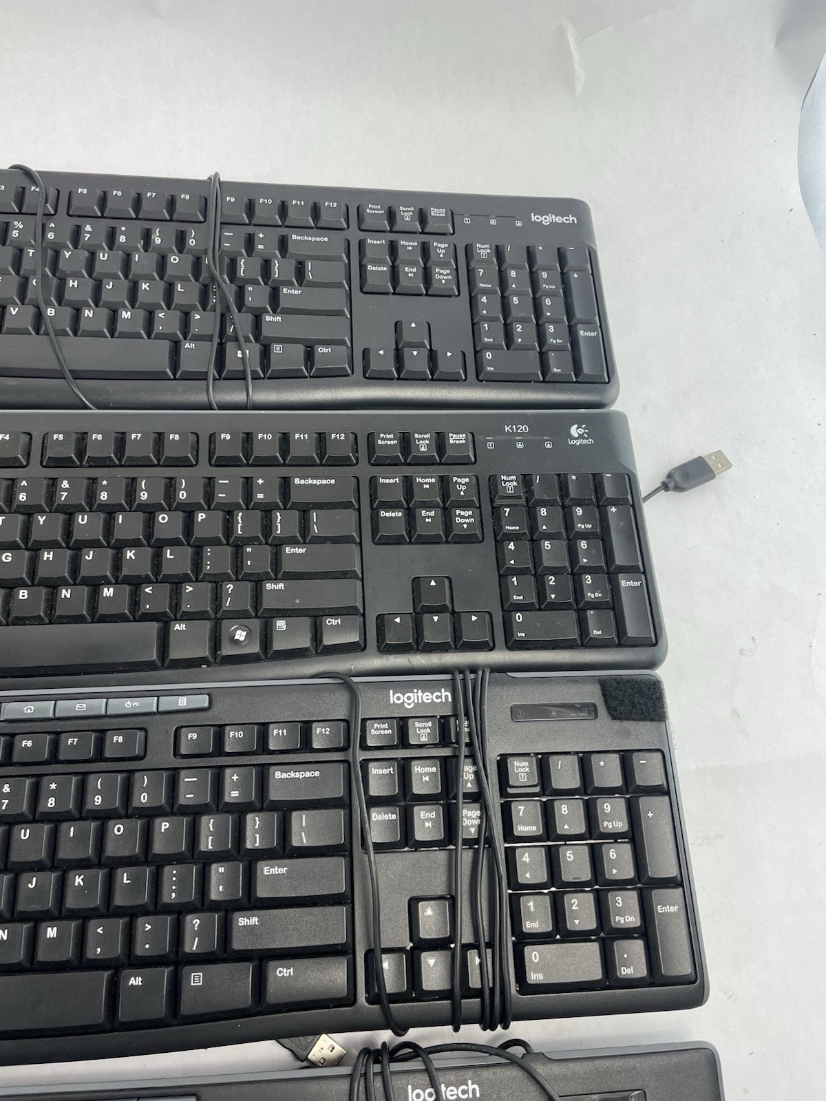 Lot of 8  Logitech Keyboards Wired USB  K120 Y-U0011 K200