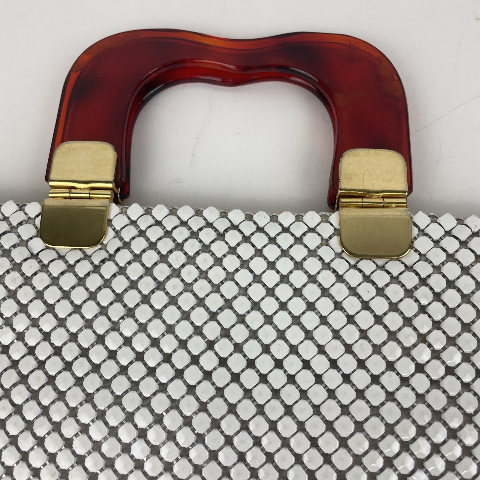 Vintage White Aluminum Metal Mesh Purse W/ Lucite Amber Handles Magnetic Closure