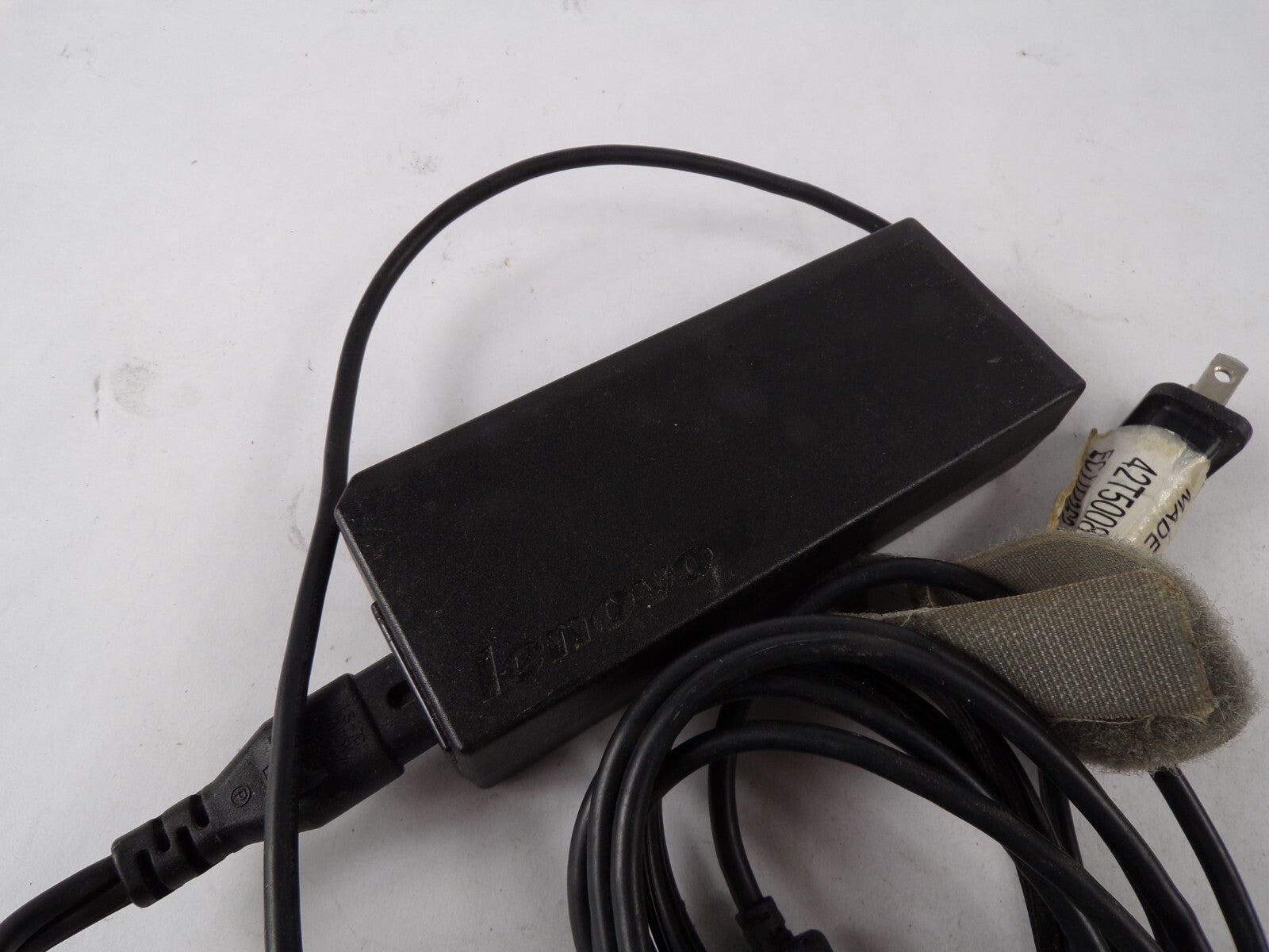 Genuine Lenovo 42T5276 Output 20 V 4.5 A Power Supply Adapter A55