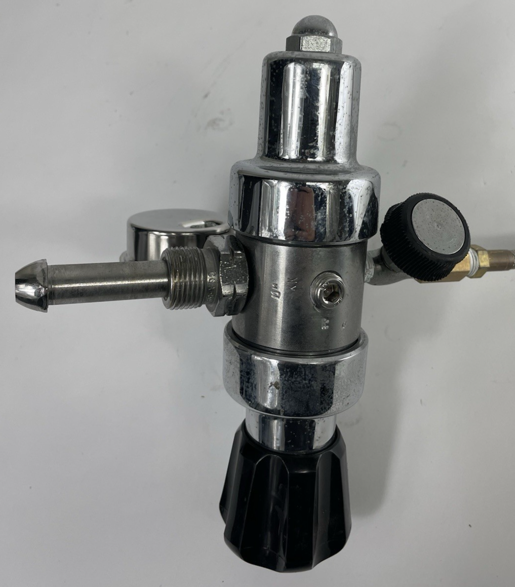 HARRIS KH1030 HARRIS GP 402 Specialty Gas Regulator 46Z505
