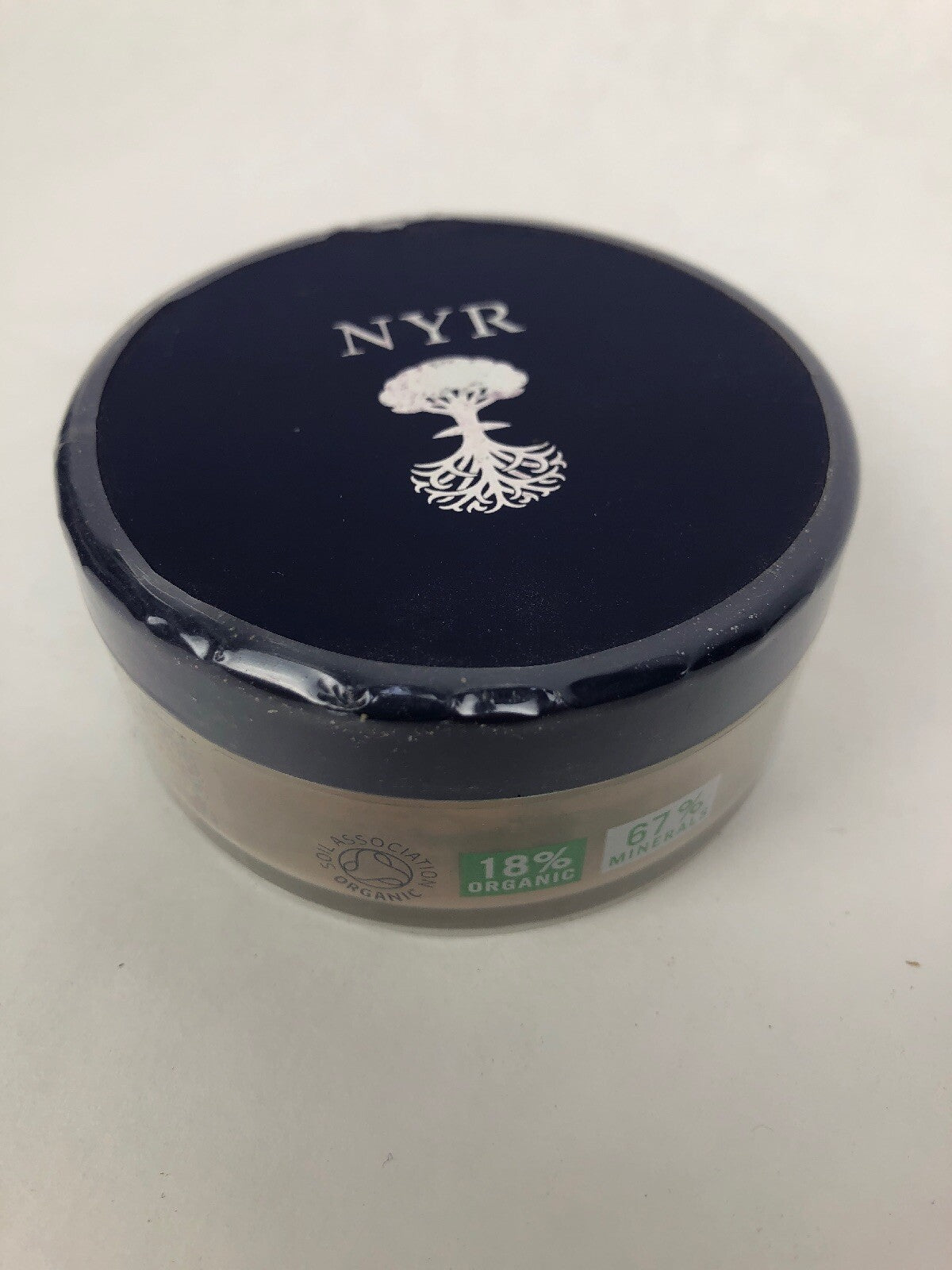 NYR Neal’s Yard Remedies Organic Mineral Powder Foundation Beige 06 Dark Warm