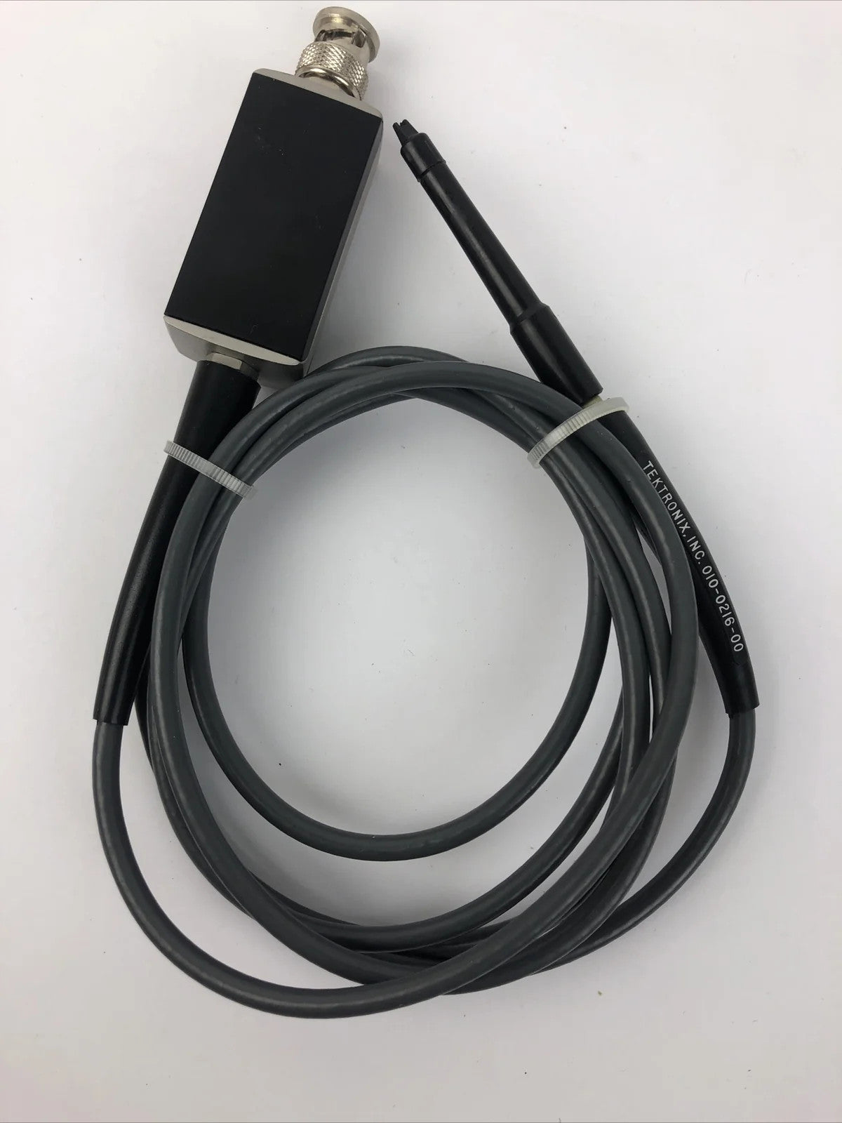 OEM Tektronix P6048 6ft 10X 1 Pf Probe New No. 010-0216-00 AC DC Coupled