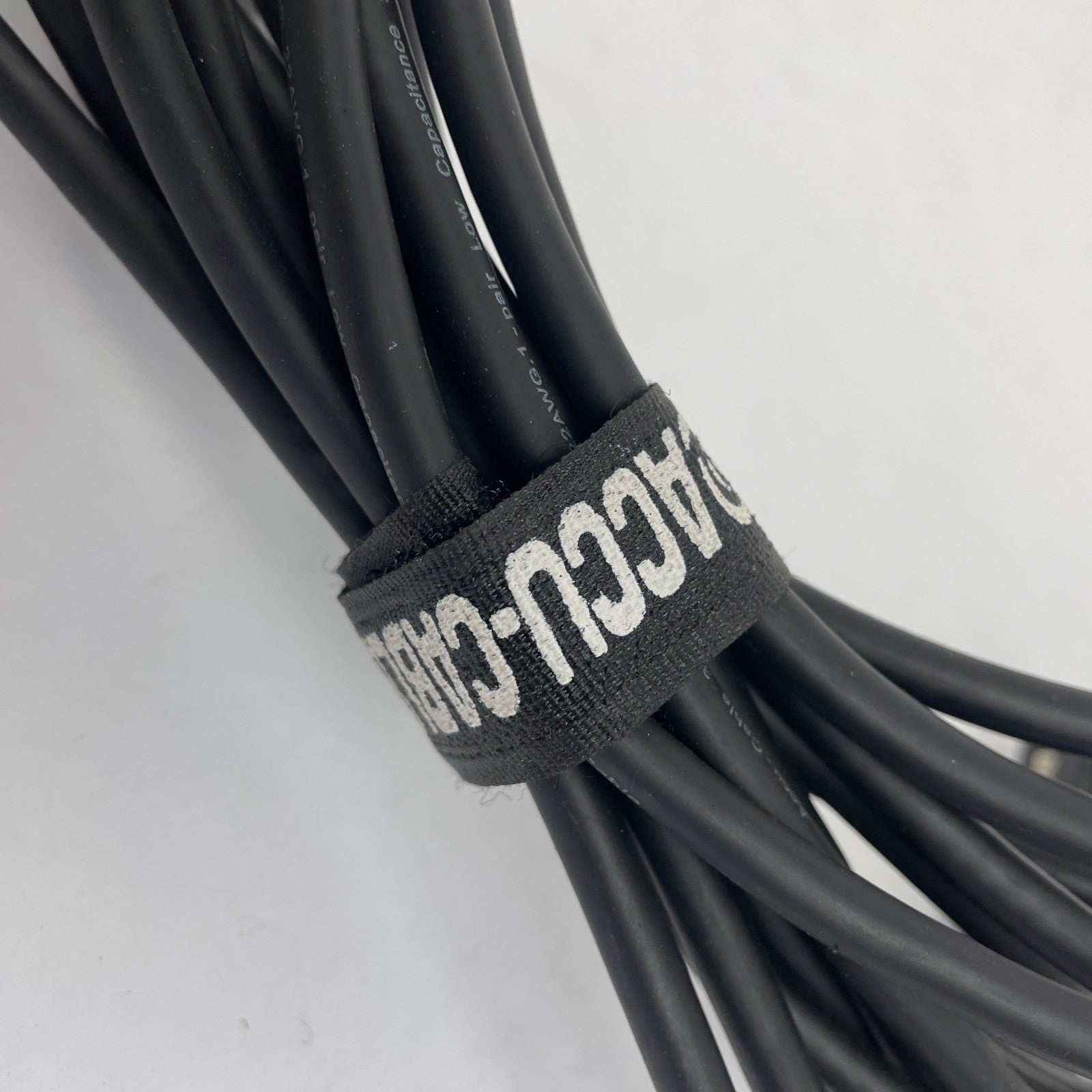 24' GOLD Male to GOLD Female XLR 3 Pole Balanced 3 Pin Black Shielded Accu Cable
