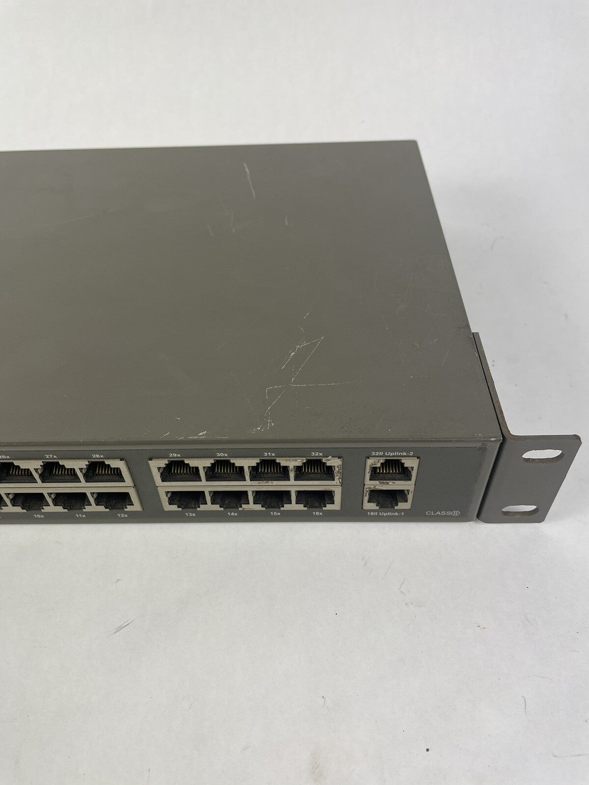 Switch D-Link DFE 832STX 32 port  External HUB 32 Ports 10/100 Dual Speed