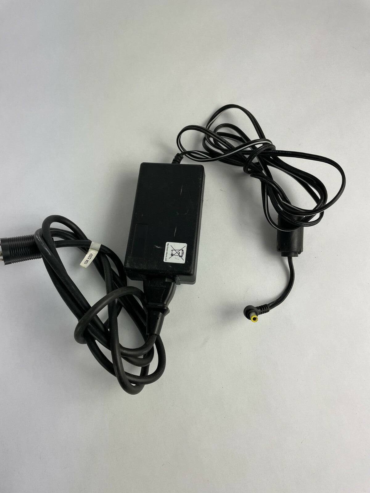 Genuine Delta  Ac Adapter Output 48 V 0.38 A Power Supply Adapter A96