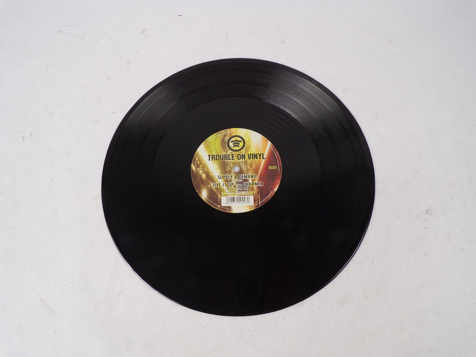 Trouble On Vinyl 'Live It Up' feat.Charmer Manifest Mix Vinyl Record