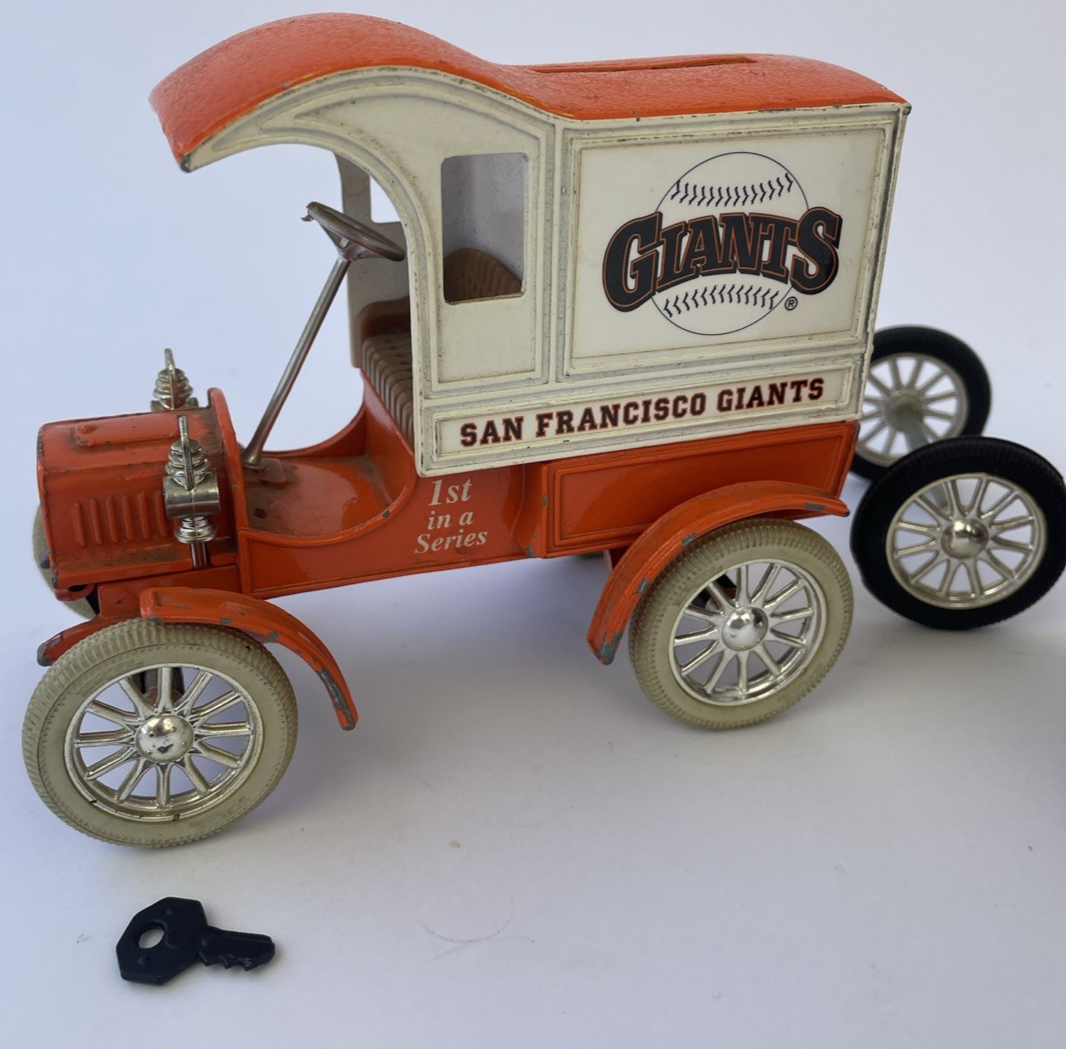 2 x SAN FRANCISCO GIANTS AMERICAN PASTIME SERIES DIECAST METAL BANK 1994 LOOK