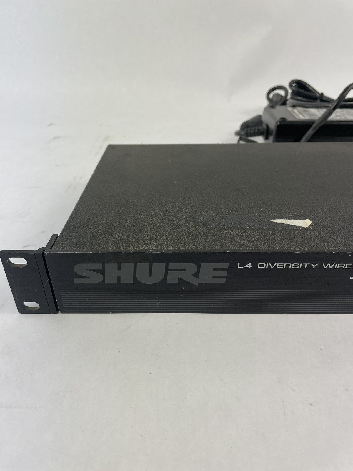 Shure Brothers L4-W 171-845 MHz Wireless Marcad Diversity Receiver