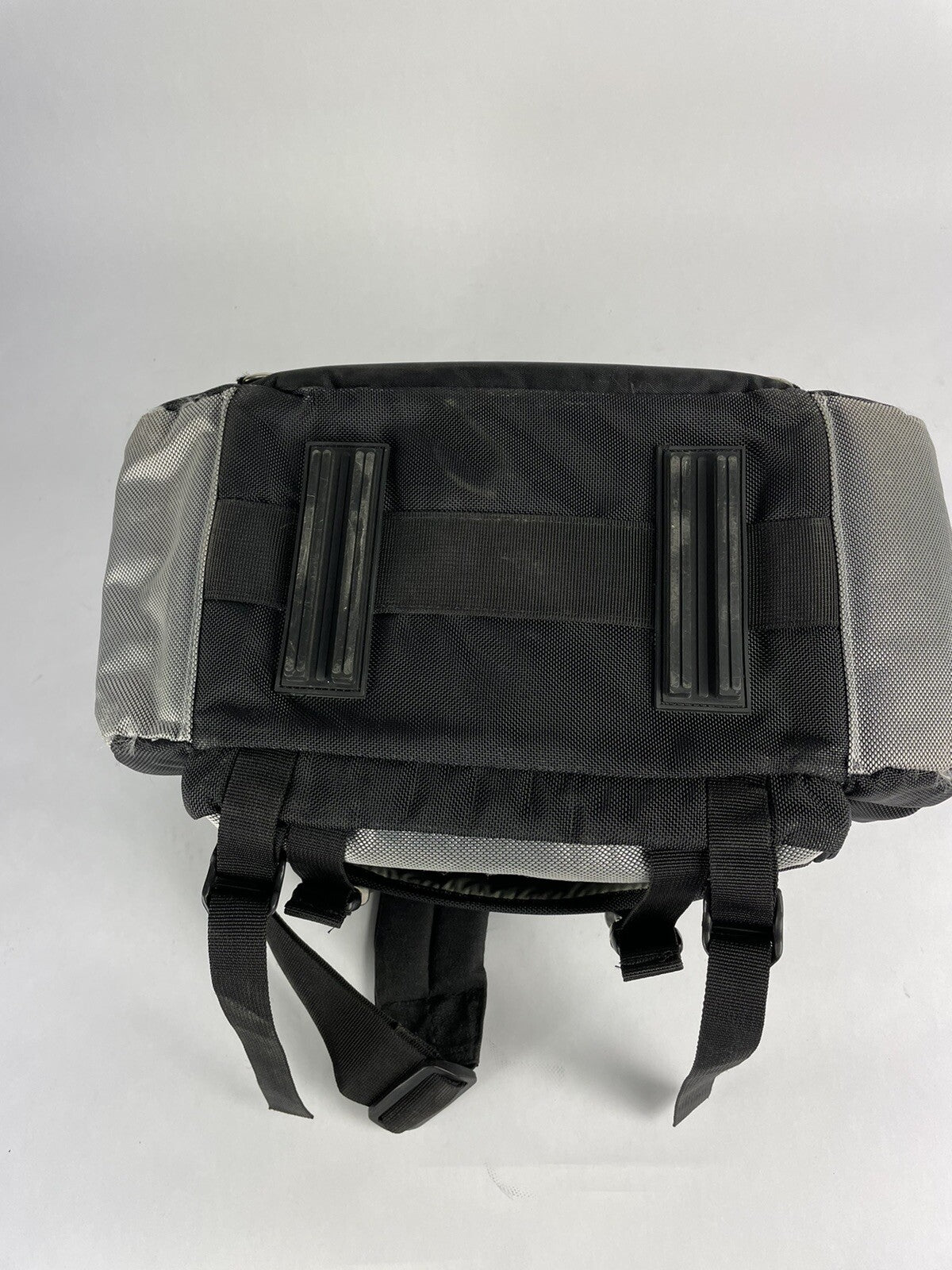 Canon 200DG Deluxe Gadget Bag Black DSLR Travel Equipment Bag