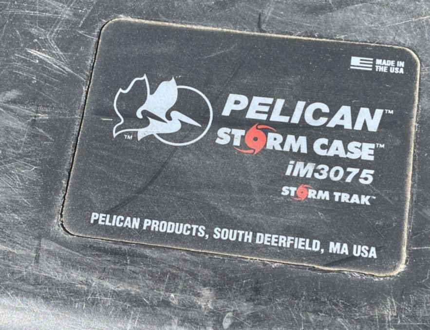 Pelican iM3075 Storm Waterproof Rolling Transport Case Black Retractable Handle