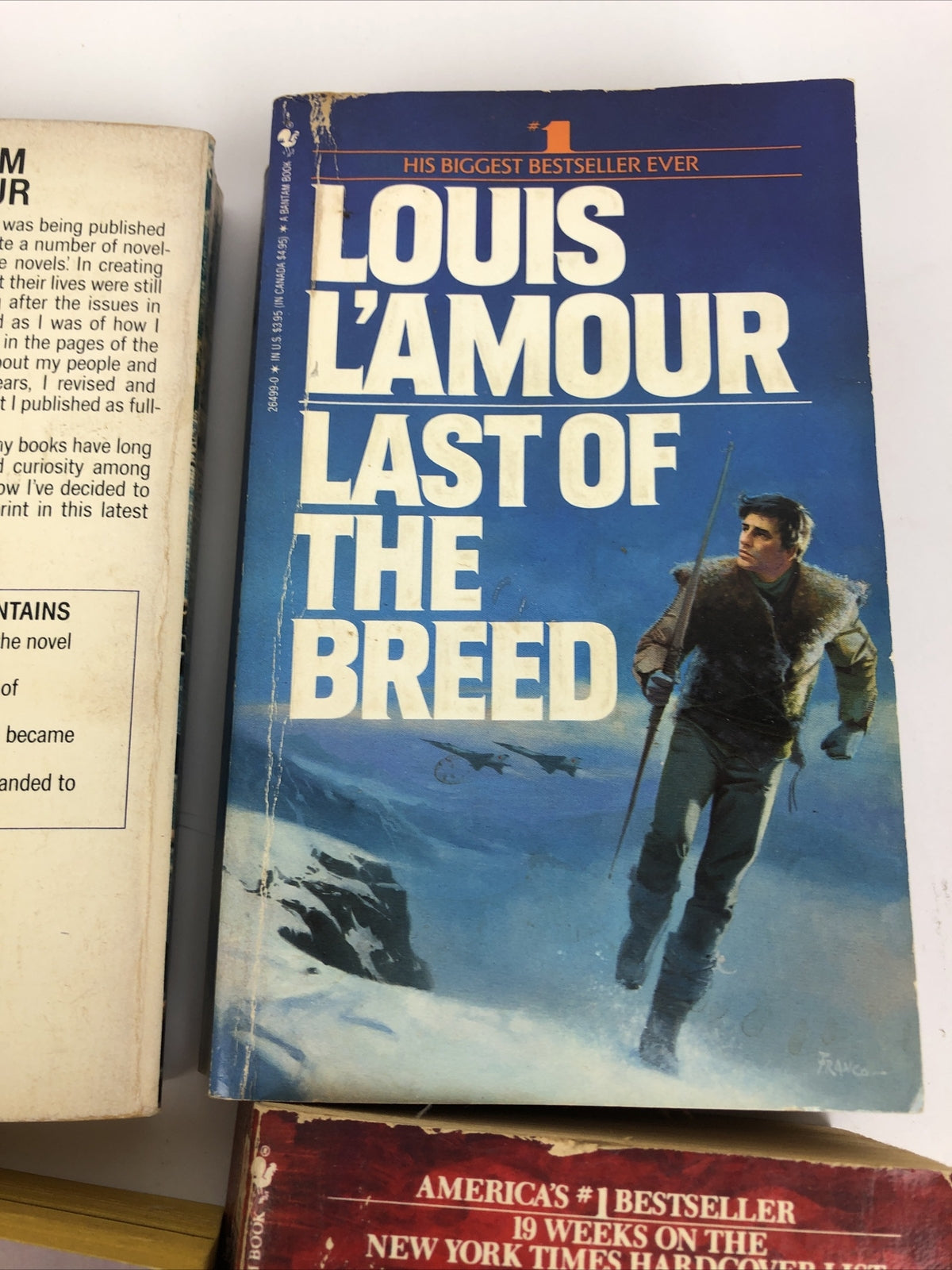 VINTAGE LOT OF 4 LOUIS L'AMOUR WESTERN PAPERBACK BOOKS - Last of the Breed +++