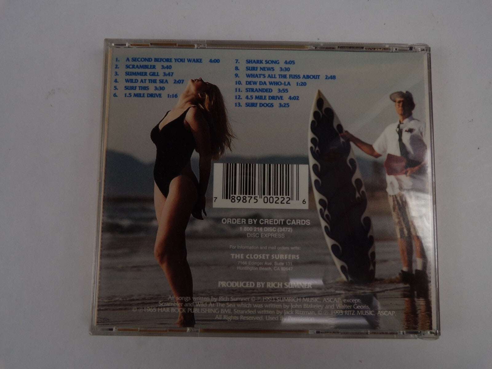 The Closet Surfers Surf Ware Scrambler Surf This Stranded Surf Dogs CD#42